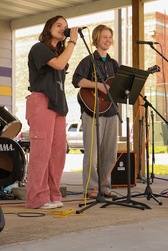 Grace Watson (10) and Phoebe Lowenberg (9) play together at Siccstravajamza, a music event hosted by Siccjamz. 